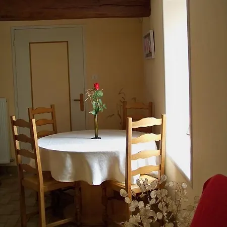 Gite De La Tour De Rouilleres Ambierle Exterior foto